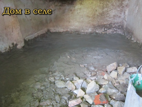 Делаем пол в курятнике