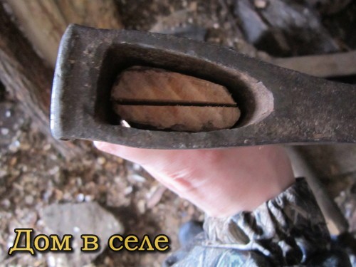 Правильно насадить топор на топорище